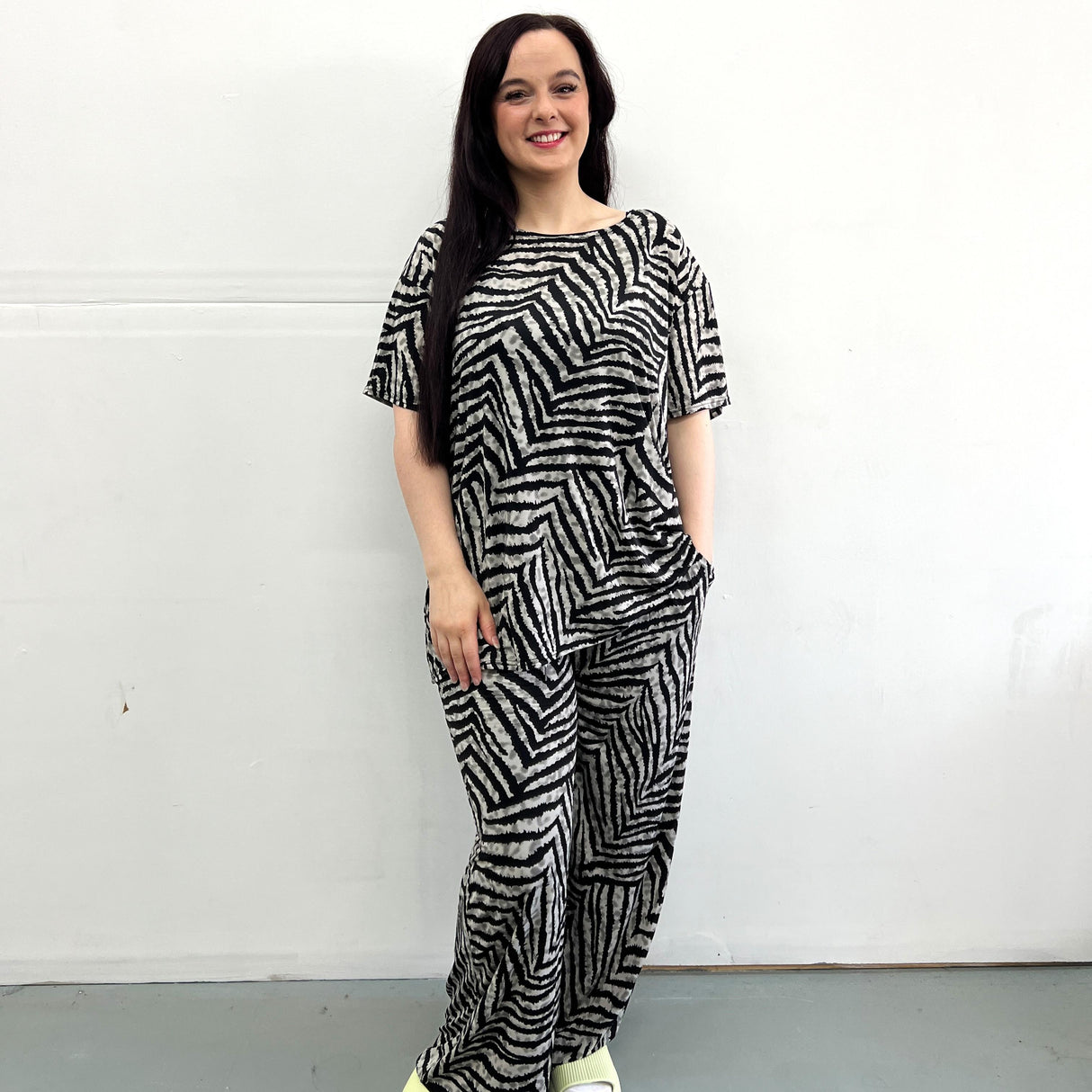 Ladies Comfort Lounge Co-ord Sets Upgraded Fresh Cool Fabrib Just Made For Most Comfort Sensation During Summer