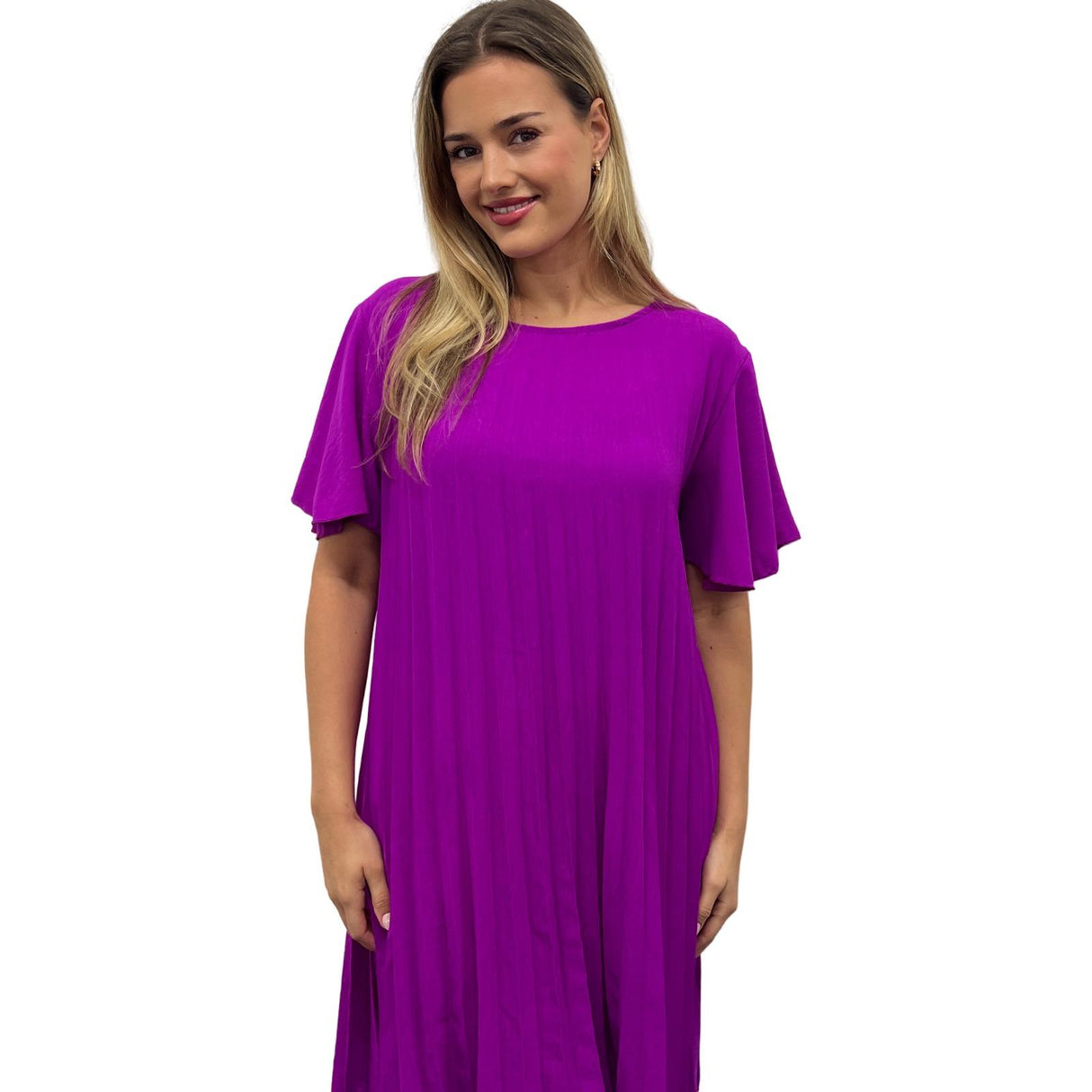 PLEATED MIDI DRESS SUPER FLOWING WITH FLUTTER SLEEVES PERFECT LENGTH FOR SUMMER