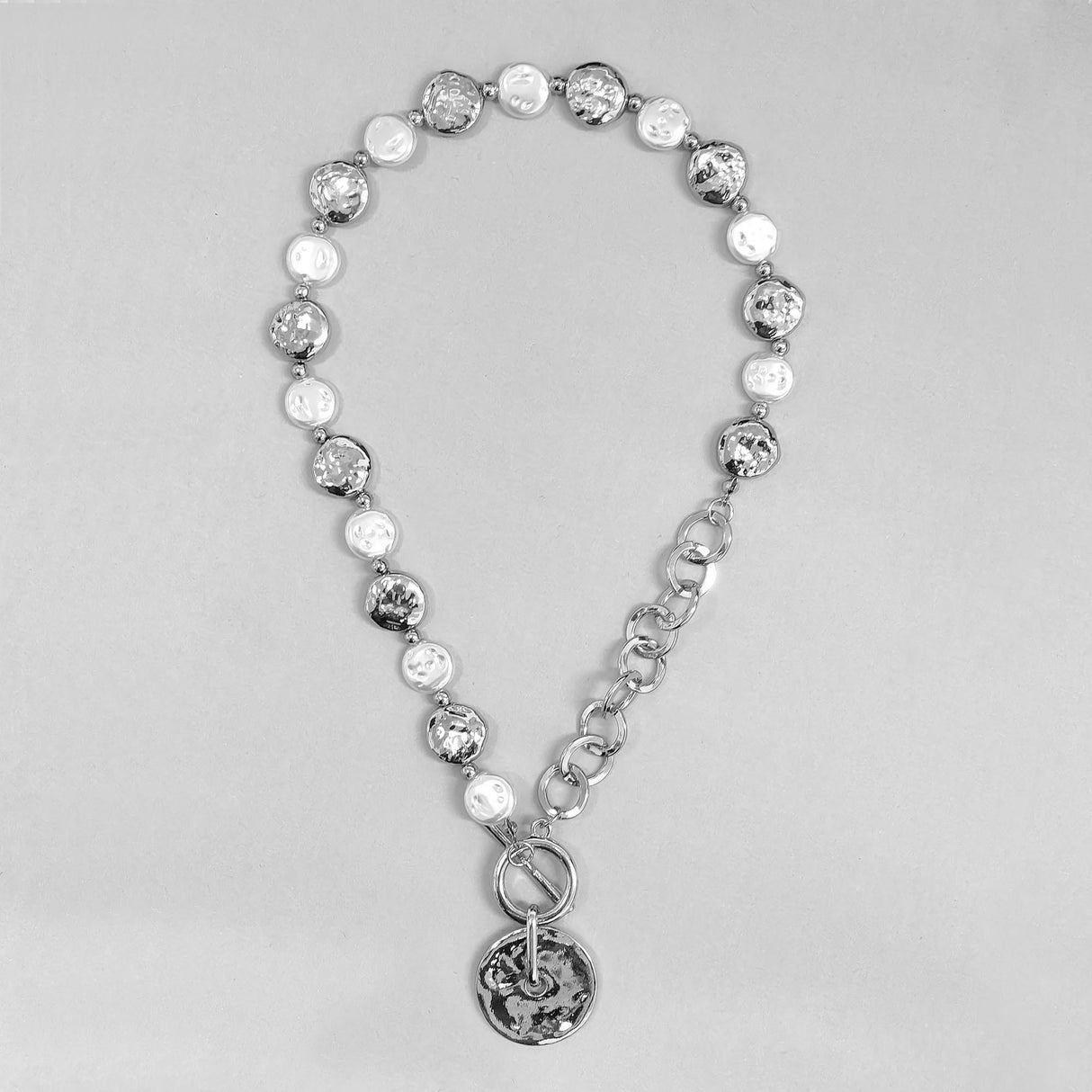 Disk Plate With Chain Short Necklace