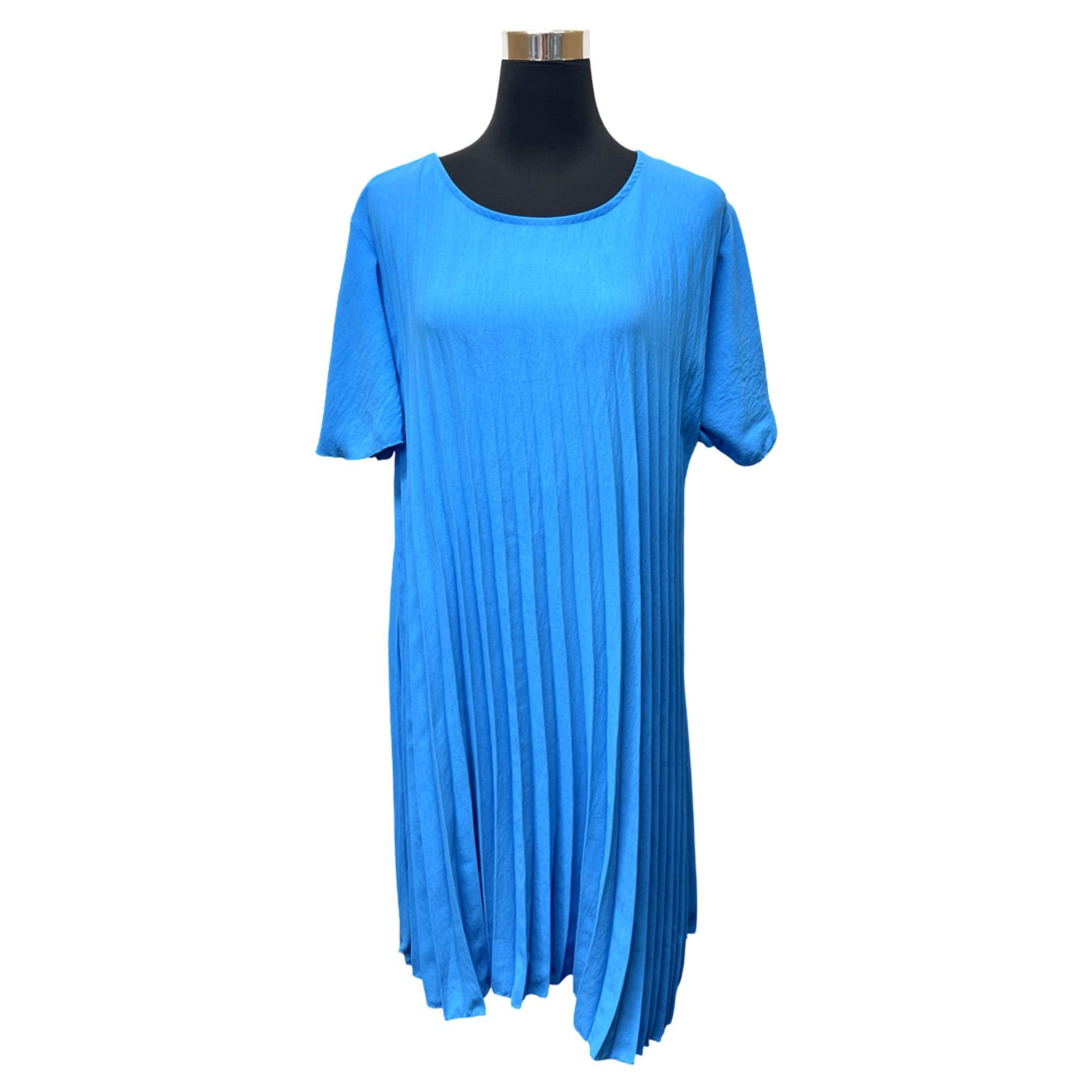 PLEATED MIDI DRESS SUPER FLOWING WITH FLUTTER SLEEVES PERFECT LENGTH FOR SUMMER