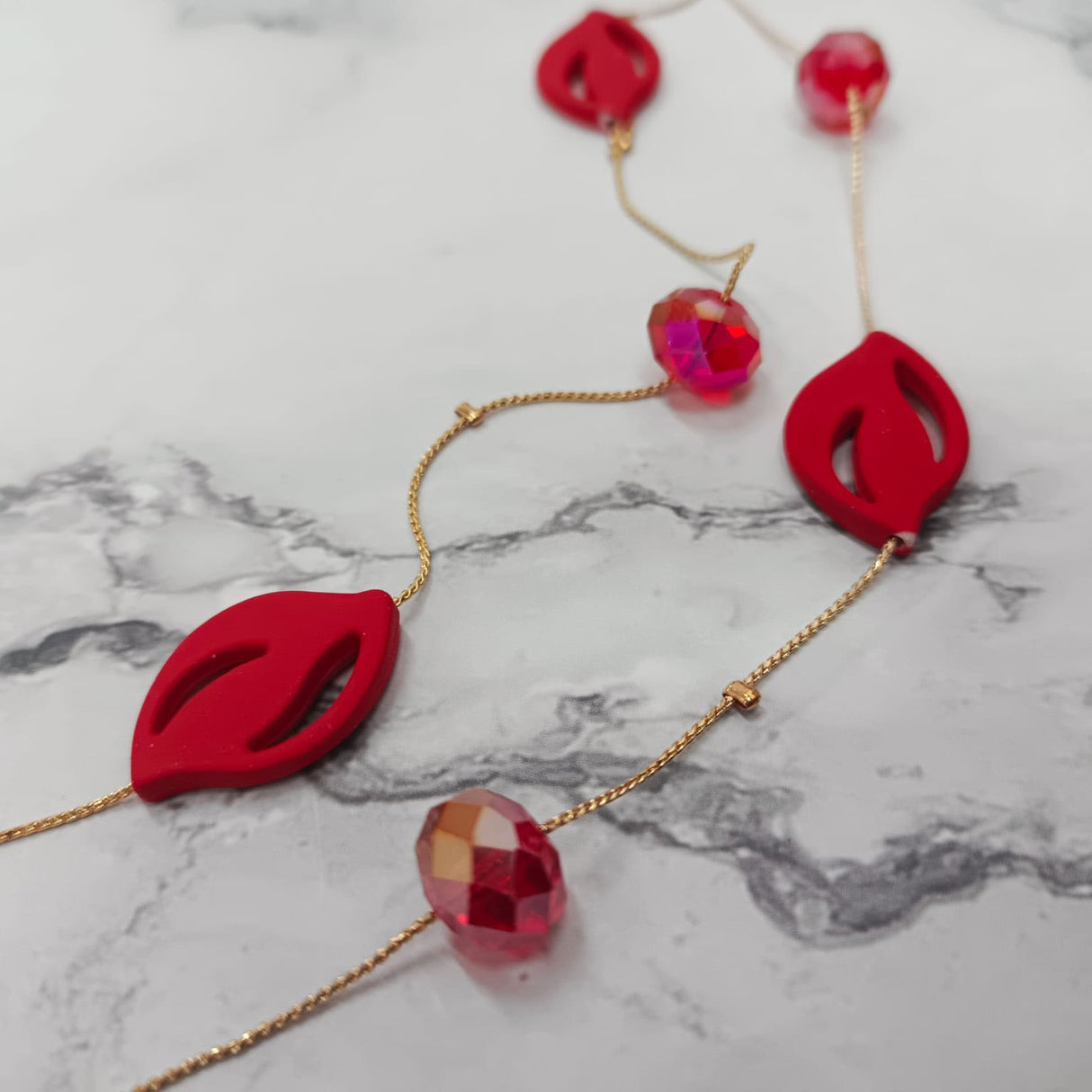 Crimson Petal Bead Double-Layer Necklace