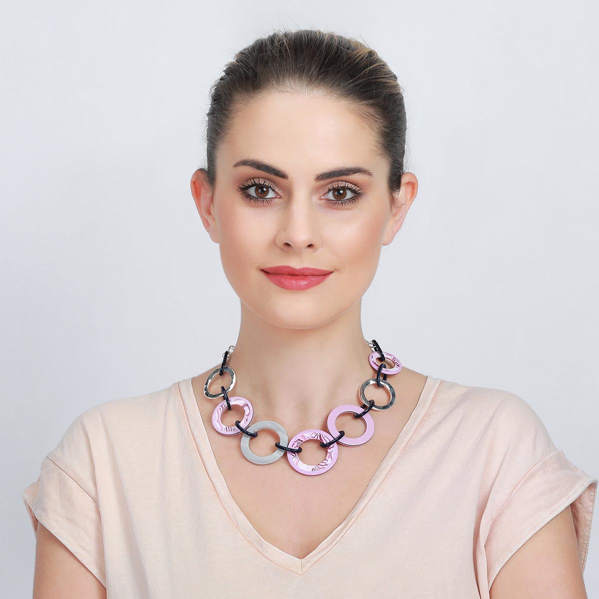 Soft Purple Acrylic Linked Circles Acrylic Necklace YK12018PUR