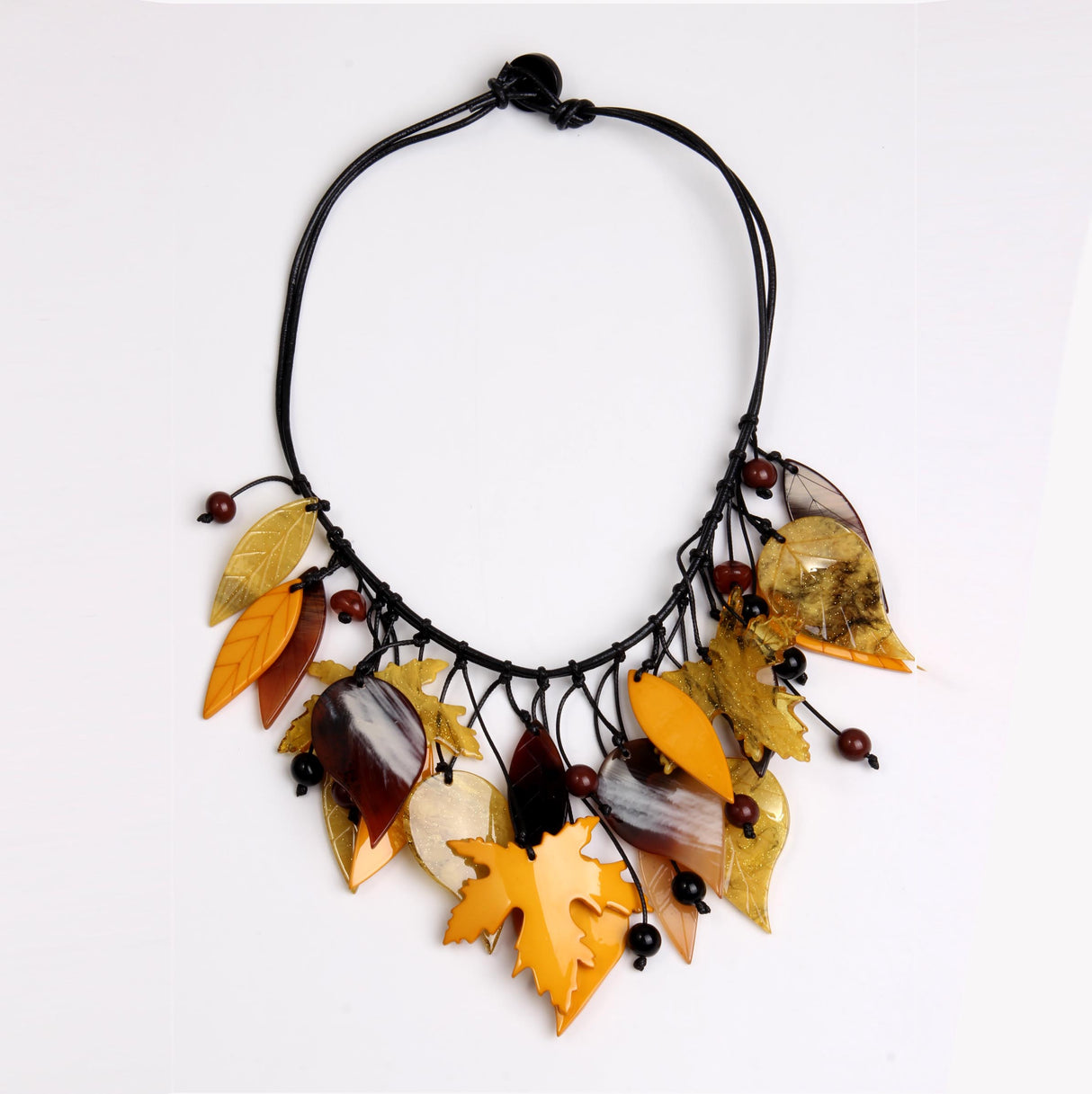 Dangling Leaves In A Chord Short Necklace