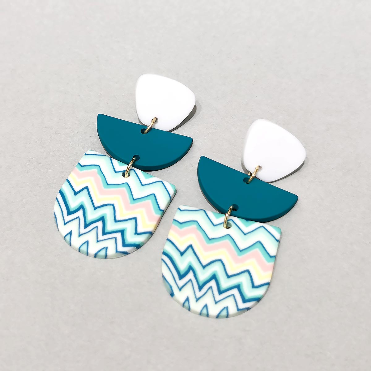 Blue Zig-Zag Dangly Soft Clay Earrings JYM00016BLU