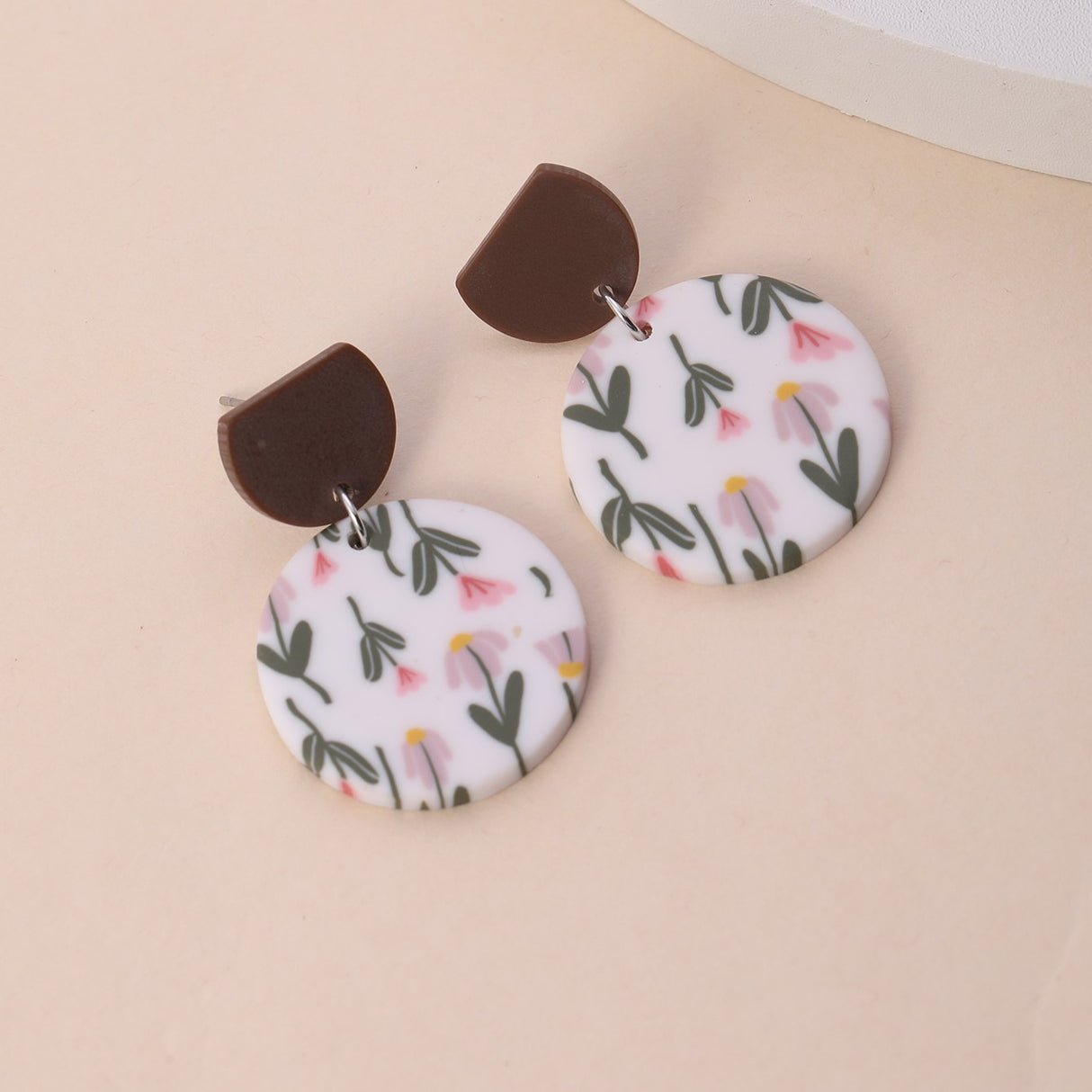 Leaf Pattered Dangly Earrings