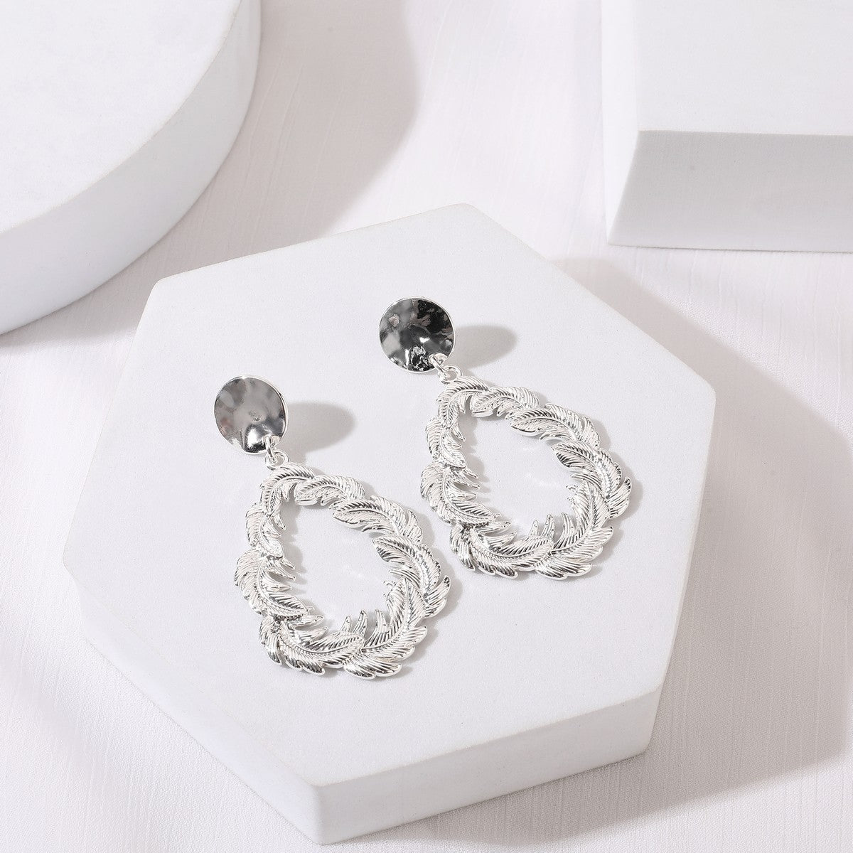 Silver Wreath Design Dangly Earrings YD22841SLR